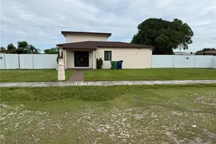 10865 Gibson Dr, Miami, FL 33176 - Photo 1