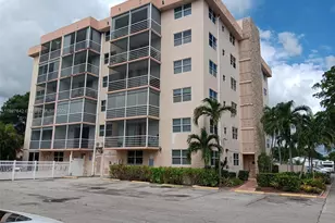 1830 Dixieanna St, Hollywood, FL 33020 - Photo 1