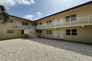 260 SW 8th St, Pompano Beach, FL 33060 - Photo 1