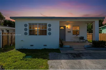 3840 SW 91st Ave, Miami, FL 33165 - Photo 1