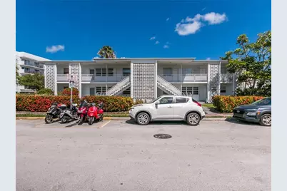 2195 Bay Dr #6, Miami Beach, FL 33141 - Photo 1