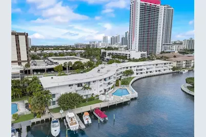 2500 Diana Dr #305, Hallandale Beach, FL 33009 - Photo 1