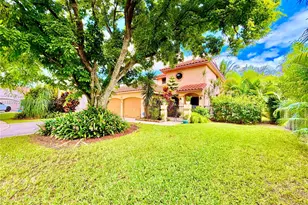 542 NW 39th Terrace, Deerfield Beach, FL 33442 - Photo 1