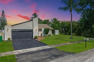 7471 NW 35th St, Lauderhill, FL 33319 - Photo 1