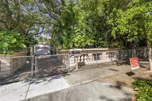 1045 NW 52nd St, Miami, FL 33127 - Photo 1
