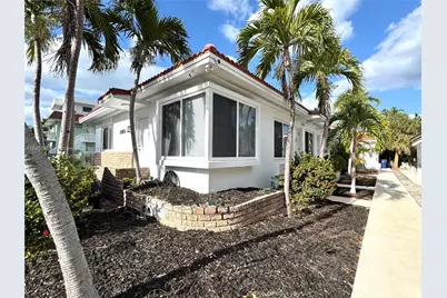 8201 Abbott Ave #4, Miami Beach, FL 33141 - Photo 1