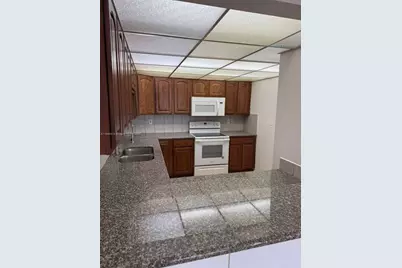 7000 NW 186th St #4-226, Hialeah, FL 33015 - Photo 1