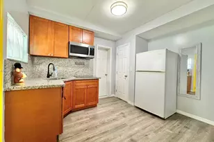 940 NW 32nd Ct, Miami, FL 33125 - Photo 1