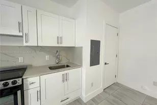 1201 Pennsylvania Ave, Miami Beach, FL 33139 - Photo 1