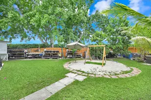 11953 SW 268th Terrace, Miami, FL 33032 - Photo 1