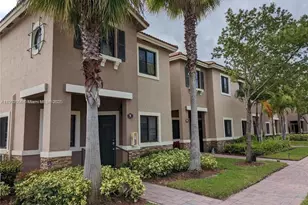 22411 SW 88th Pl, Cutler Bay, FL 33190 - Photo 1