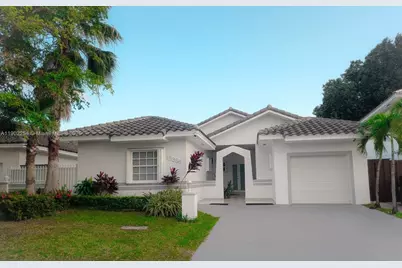 15356 SW 42nd Ln, Miami, FL 33185 - Photo 1