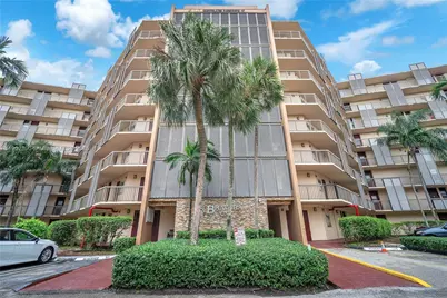 3301 N Country Club Dr #309, Aventura, FL 33180 - Photo 1