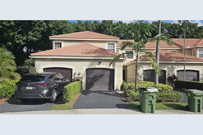 1002 Sevilla Cir, Weston, FL 33326 - Photo 1