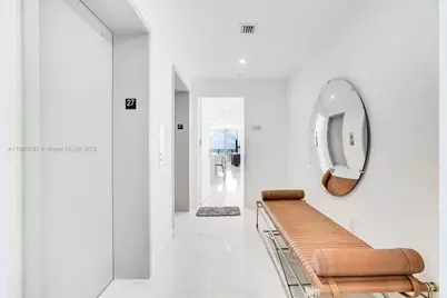 700 NE 24th St #2702, Miami, FL 33137 - Photo 1