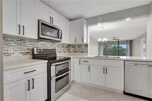 8592 W Sunrise Blvd, Plantation, FL 33322 - Photo 1