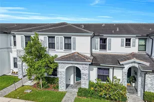 18320 SW 148th Rd, Miami, FL 33187 - Photo 1