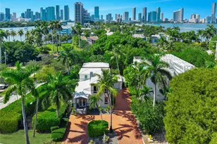 1281 S Venetian Way, Miami, FL 33139 - Photo 1