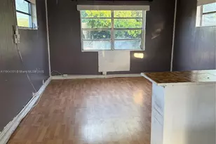 602 SW 8th Ave, Hallandale Beach, FL 33009 - Photo 1