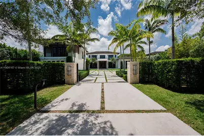 9000 SW 63rd Ct, Pinecrest, FL 33156 - Photo 1