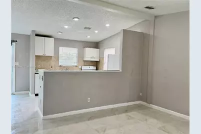 7541 Atlanta St #7541, Hollywood, FL 33024 - Photo 1