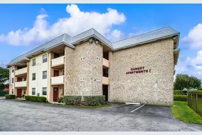 8951 SW 72nd St #343, Miami, FL 33173 - Photo 1