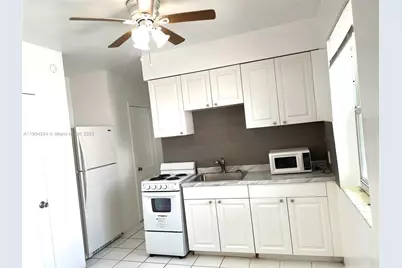 1931 Jefferson St #E, Hollywood, FL 33020 - Photo 1