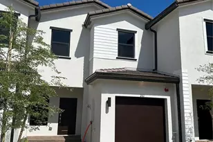 261 SW 159th Way, Pembroke Pines, FL 33027 - Photo 1