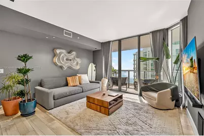 1300 Brickell Bay Dr #2403, Miami, FL 33131 - Photo 1