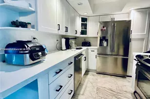 20355 NE 34th Ct, Aventura, FL 33180 - Photo 1