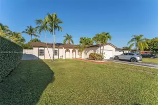 7230 SW 131st Ave, Miami, FL 33183 - Photo 1