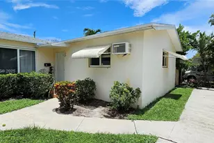 1701 Shenandoah St, Hollywood, FL 33020 - Photo 1