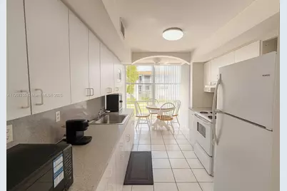 200 172nd St #201, Sunny Isles Beach, FL 33160 - Photo 1