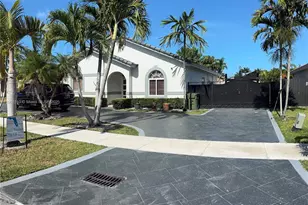 709 SE 13th Terrace, Homestead, FL 33033 - Photo 1