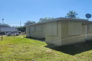 751 NW 96th St, Miami, FL 33150 - Photo 1