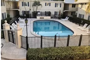 8601 SW 68th Ct, Pinecrest, FL 33156 - Photo 1