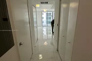 488 NE 18th St, Miami, FL 33132 - Photo 1