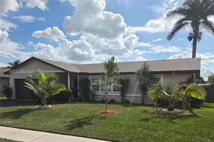 9804 NW 43rd St, Sunrise, FL 33351 - Photo 1