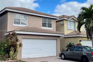 9259 NW 54th St, Sunrise, FL 33351 - Photo 1