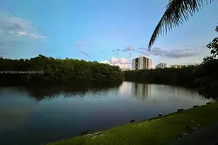 20825 NE 32nd Pl, Aventura, FL 33180 - Photo 1