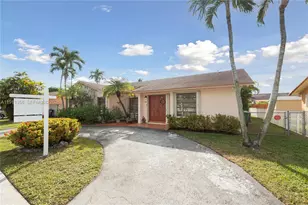 9730 SW 5th St, Miami, FL 33174 - Photo 1