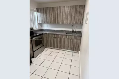 590 NW 65th St #5, Miami, FL 33150 - Photo 1