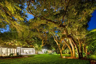 11015 Lakeside Dr, Coral Gables, FL 33156 - Photo 1