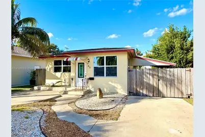 45 SE 14th St #1, Dania Beach, FL 33004 - Photo 1