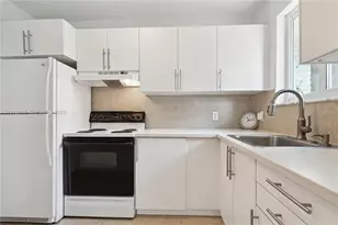 793 NW 91st St, Miami, FL 33150 - Photo 1