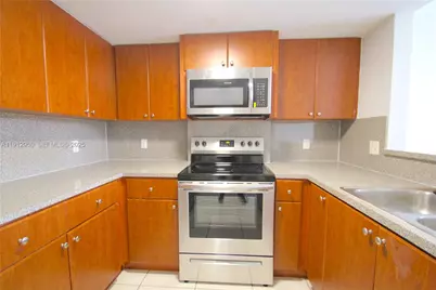 218 NW 12th Avenue #502, Miami, FL 33128 - Photo 1