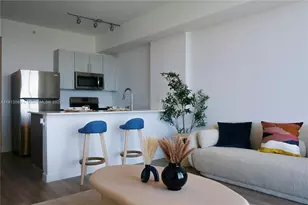 1642 NE 1st Ave, Miami, FL 33132 - Photo 1