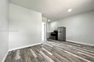 806 NW 7th Terrace, Hallandale Beach, FL 33009 - Photo 1
