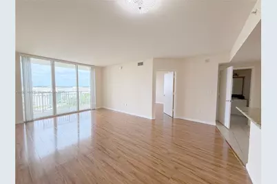 19501 W Country Club Dr #912, Aventura, FL 33180 - Photo 1