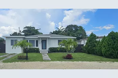 425 NE 109th St, Miami, FL 33161 - Photo 1
